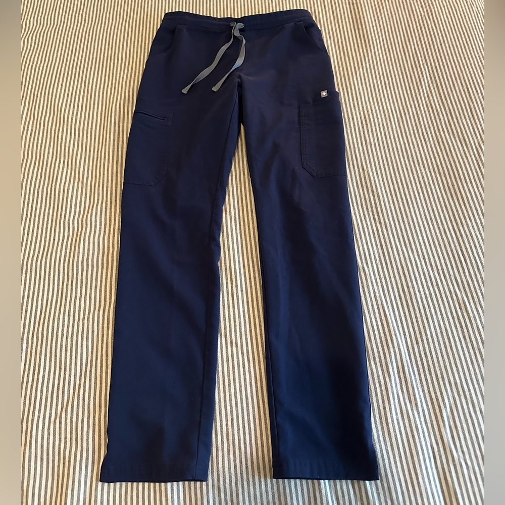 Figsa Yola skinny low rise scrub pants